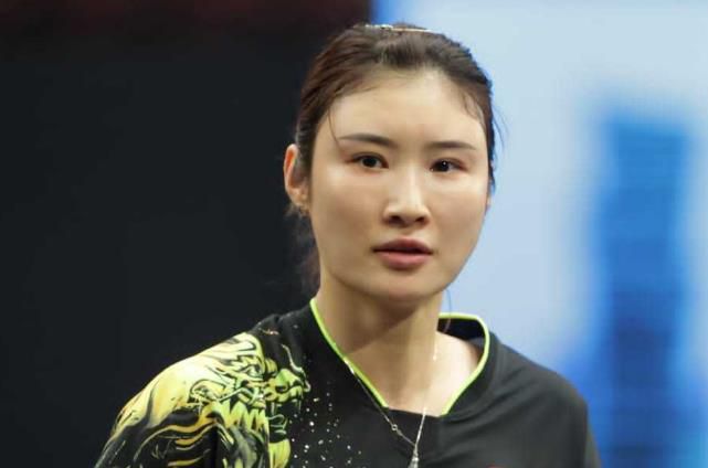 女人露给男人桶